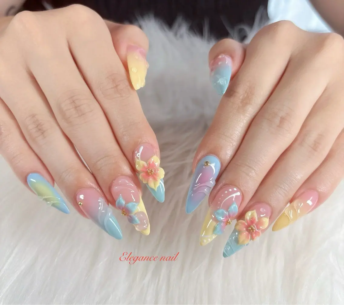 ネイル Elegance Nail本厚木店舗のネイルデザイン
