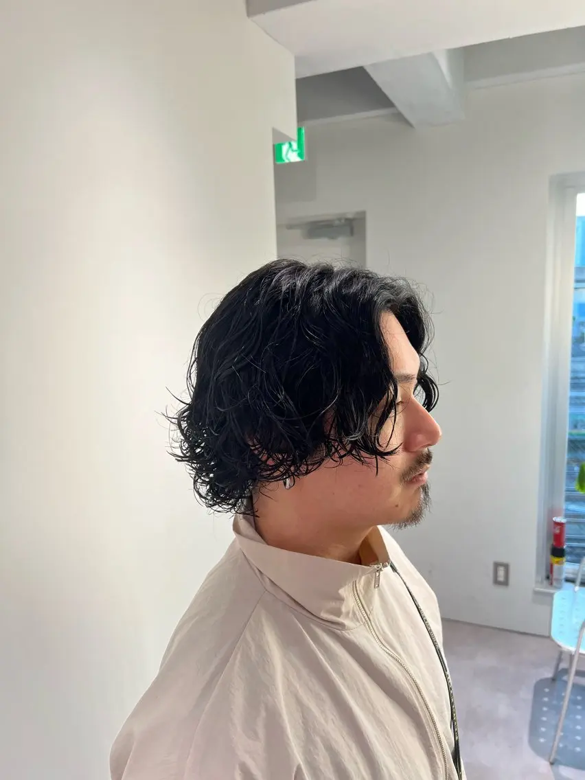 ミディアム パーマ メンズ パーマ特化美容師 佐藤壮流のヘアスタイル
