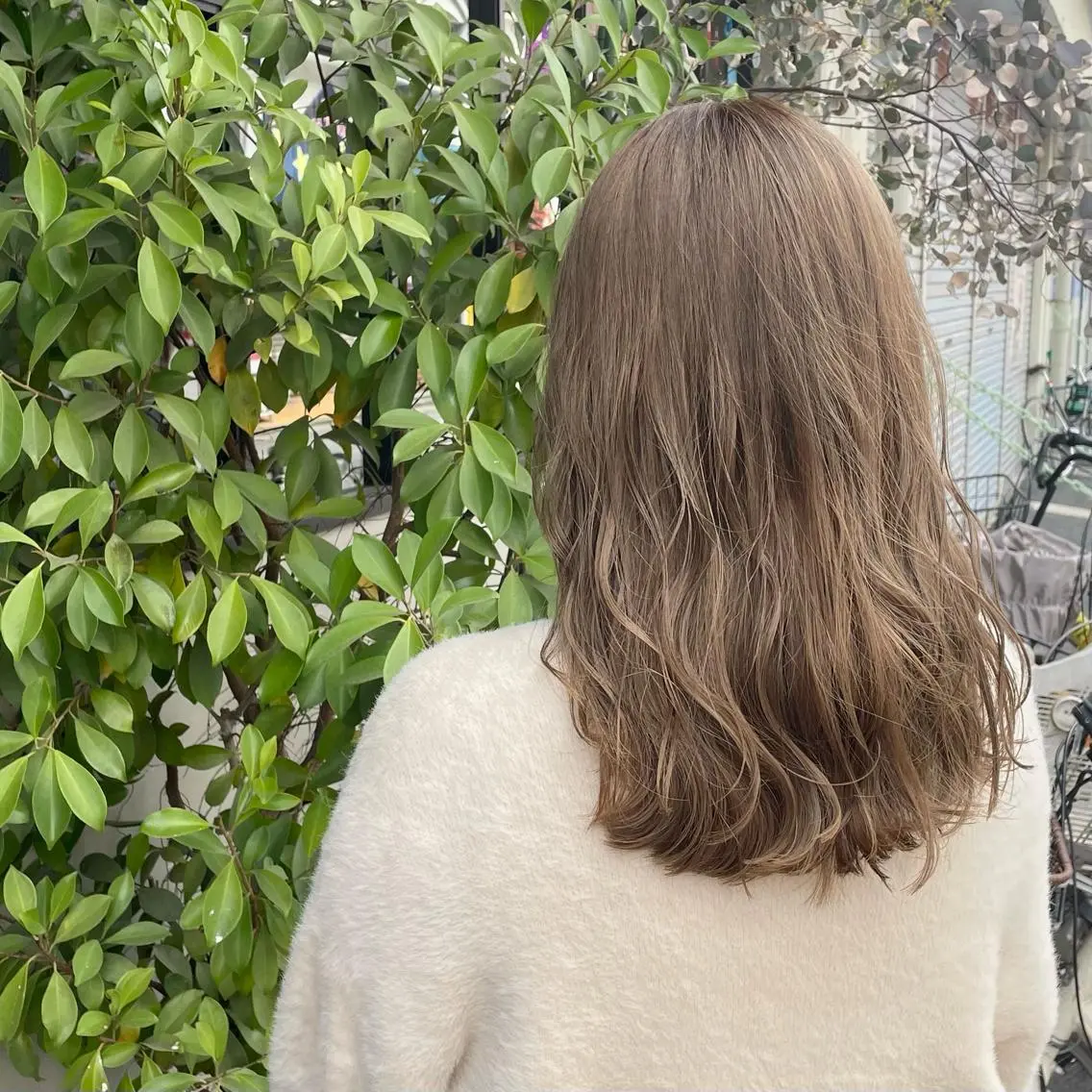 カラー ブリーチ ダブルカラー ヘアカラー トリートメント 竹内 春奈のヘアスタイル