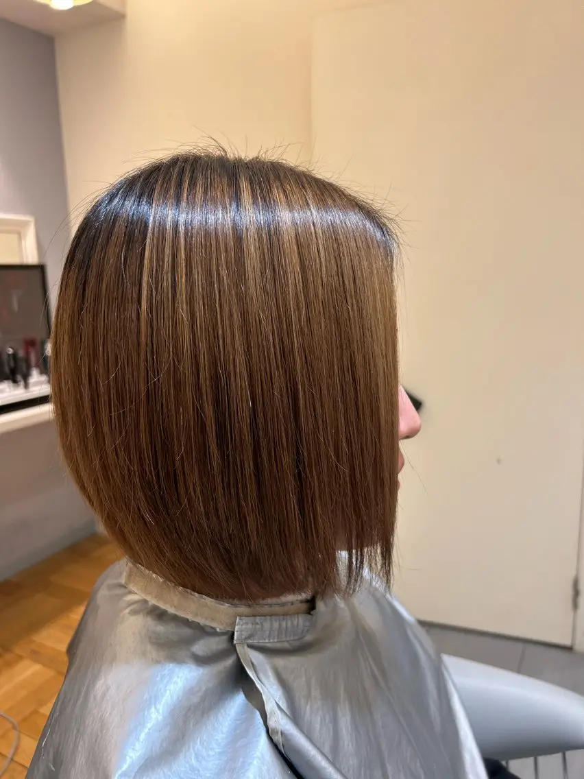 ミディアム 酸性ストレート 阪上 沙織のヘアスタイル