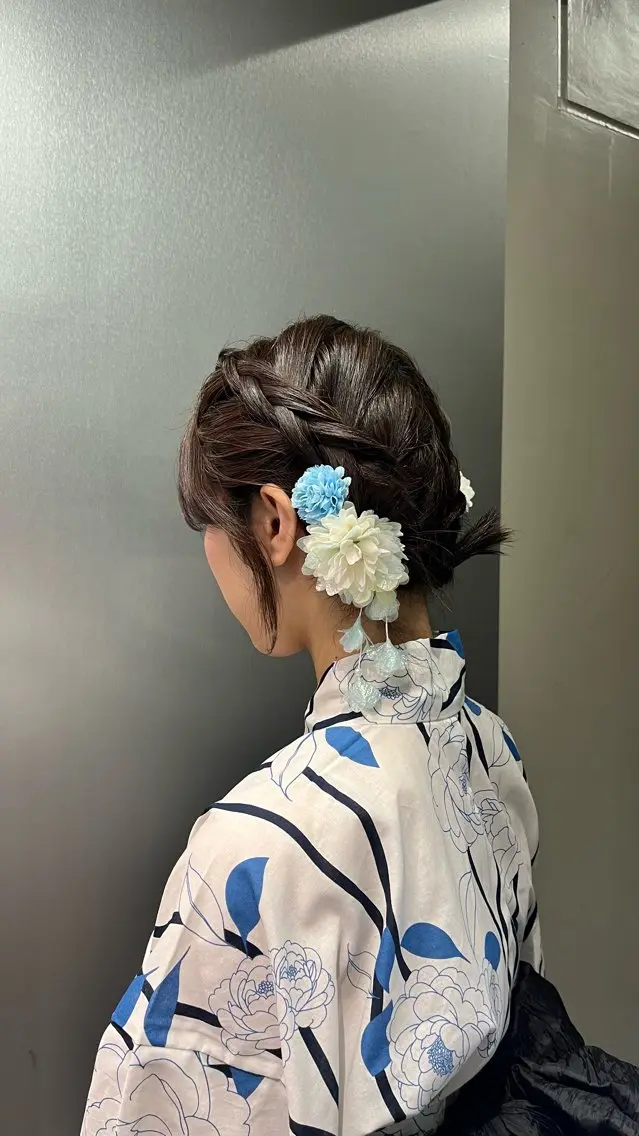 ミディアム ヘアアレンジ カラー/クロスパーマ /髪質改善/AiNAのヘアスタイル