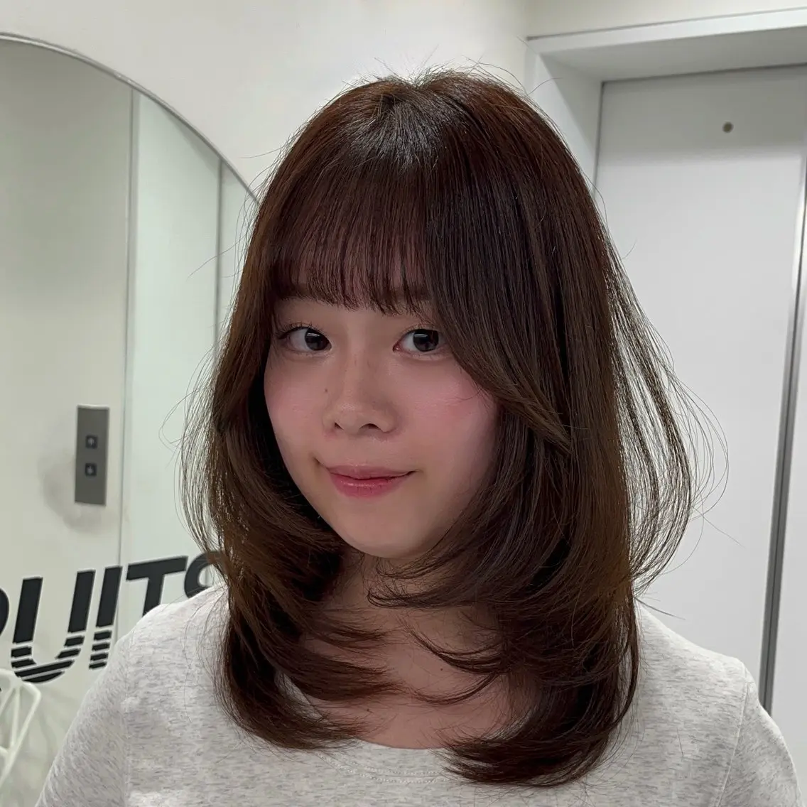 カラー カット ヘアカラー トリートメント ヘッドスパ ヘアセット 🤍海外girl🤍 ベージュ/ALISAのヘアスタイル