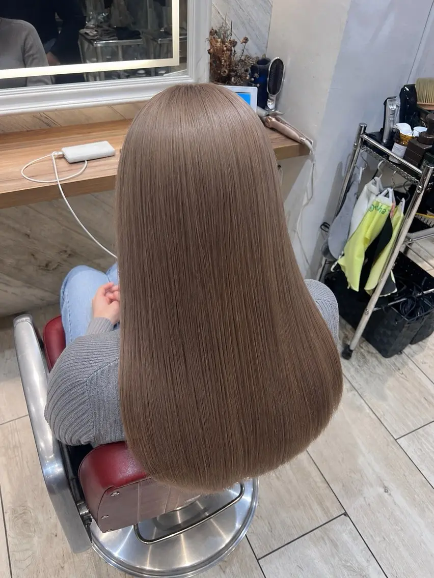 ロング カラー 横浜/ミルクティー カラー🤍みうのヘアスタイル