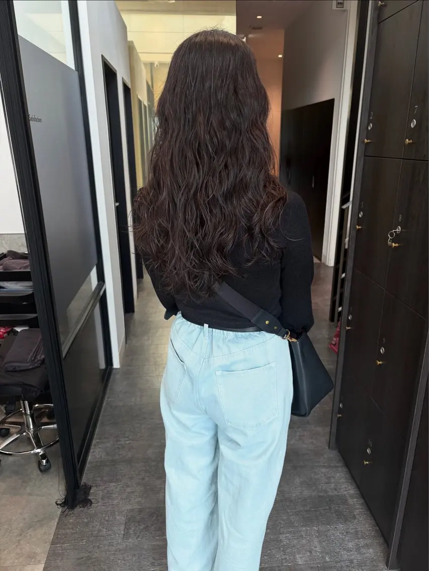 ロング カラー 透明感カラー カット ヘアカラー mao ｜ 柔らか艶カラー🫧のヘアスタイル