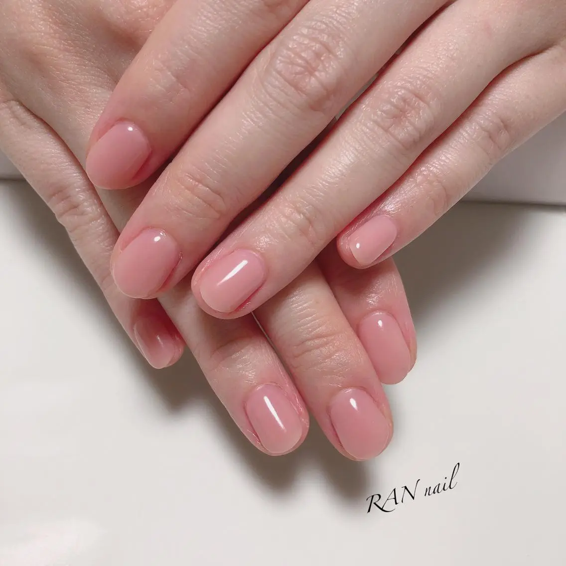 ネイル ワンカラーネイル ハンドネイル フットネイル RAN nailのネイルデザイン