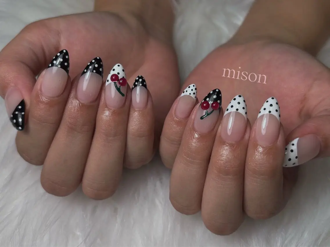 ネイル mison 安形友花のネイルデザイン