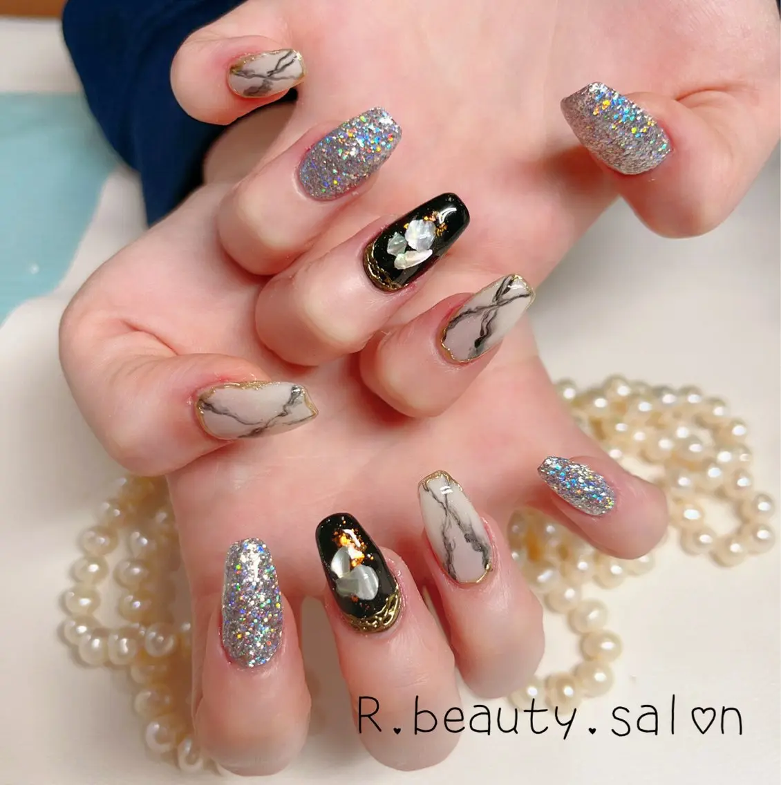 ネイル R.beauty サロンのネイルデザイン