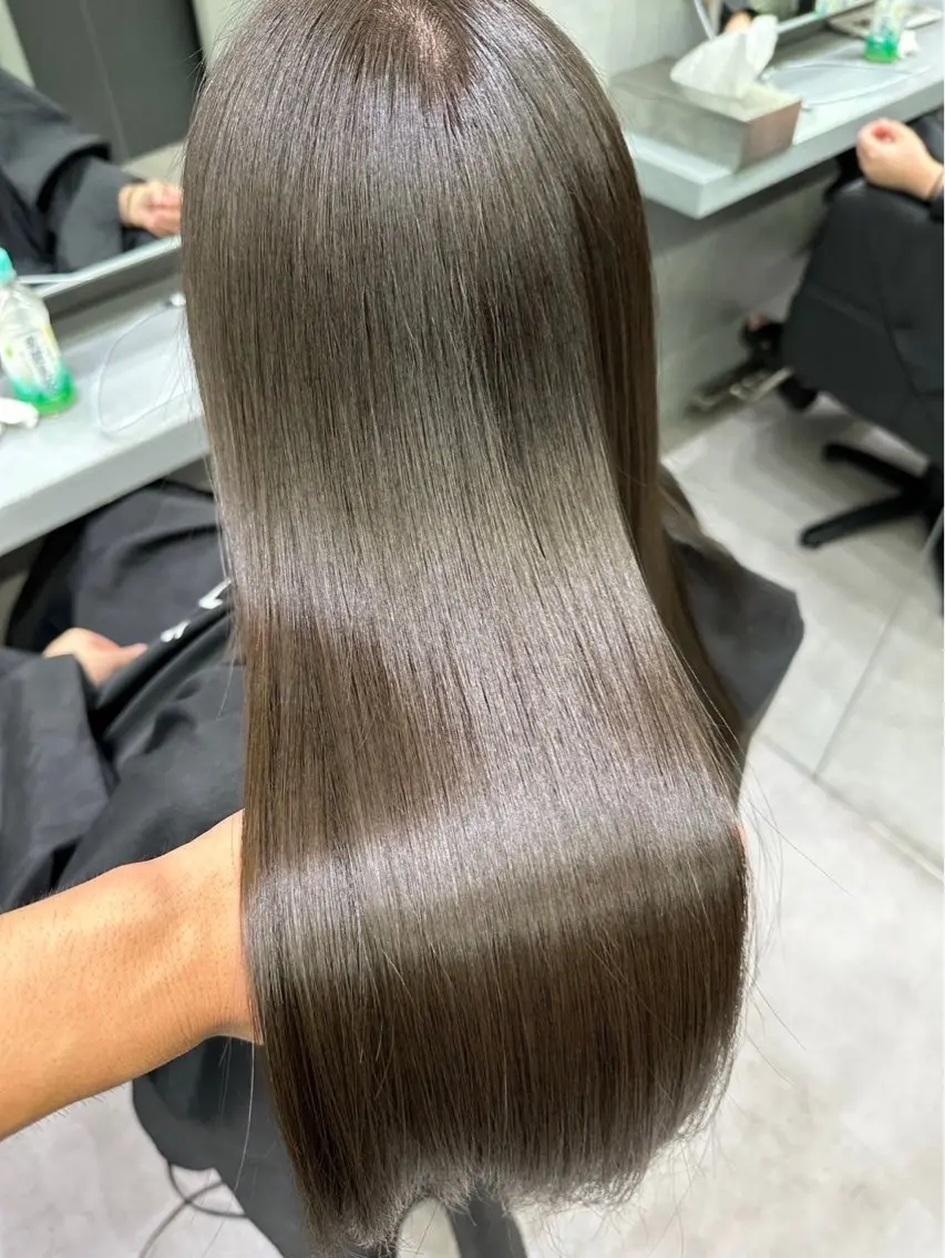 ロング シールエクステ エクステ 外国人風カラー 髪質改善 韓国風ヘア ヘアカラー トリートメント 【elyts】 𝑲𝑶𝑼𝑲𝑰のヘアスタイル