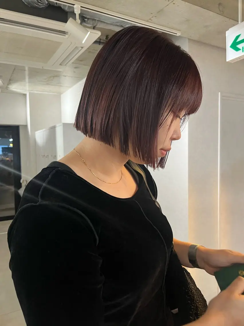 ミディアム カラー ボブ anon Loemのヘアスタイル