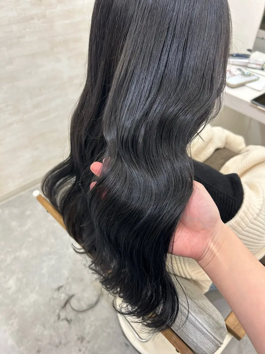ロング カラー ヘアアレンジ 髪質改善&艶感カラー 🪄岡井美結のヘアスタイル