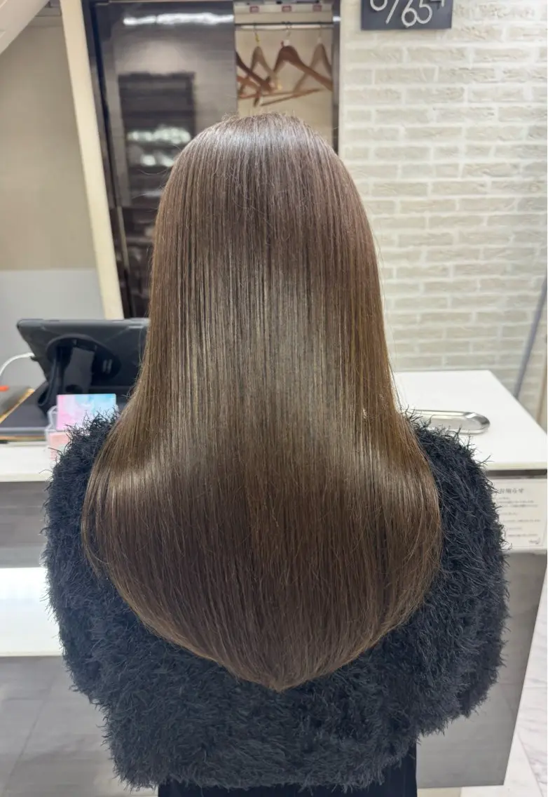 ロング カラー ヘアカラー 渡部 子龍のヘアスタイル