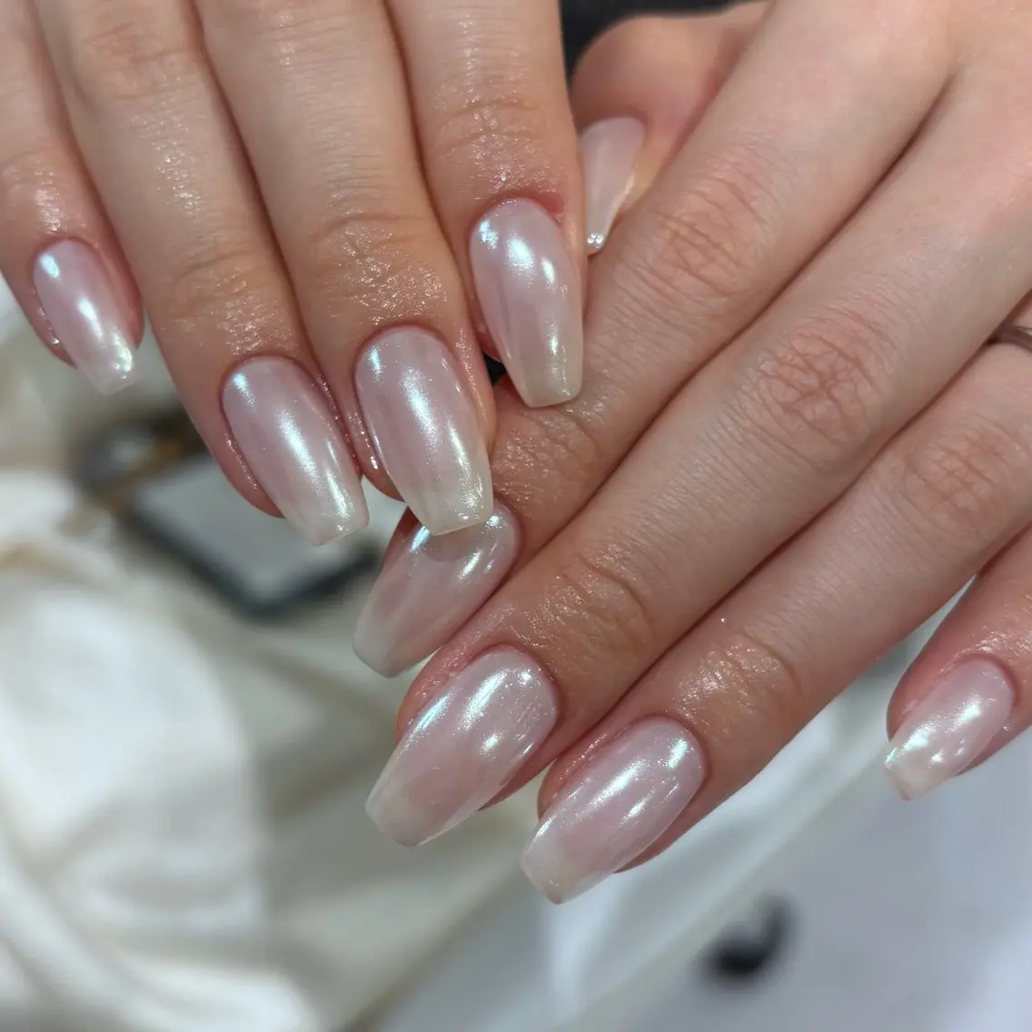 ネイル アートネイル オーロラネイル ジェルネイル ミラーネイル パラジェル ハンドネイル nailist mayu 💅🏻のネイルデザイン