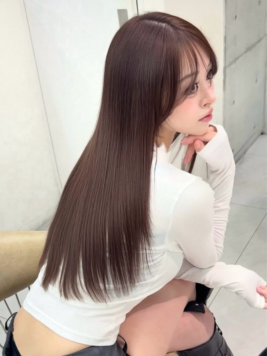 ロング 縮毛矯正 トリートメント 福岡縮毛矯正✨️ ストレート 向井和輝のヘアスタイル