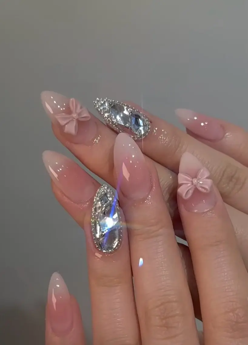 ネイル フレンチネイル ジェルネイル 韓国ネイル マグネットネイル マグネットフレンチ akina nailsのネイルデザイン