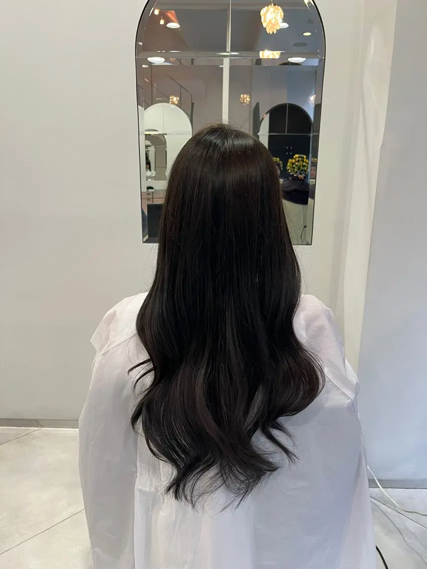 カラー 透明感カラー グレージュ アイスグレージュ ヘアカラー TESS アユミのヘアスタイル