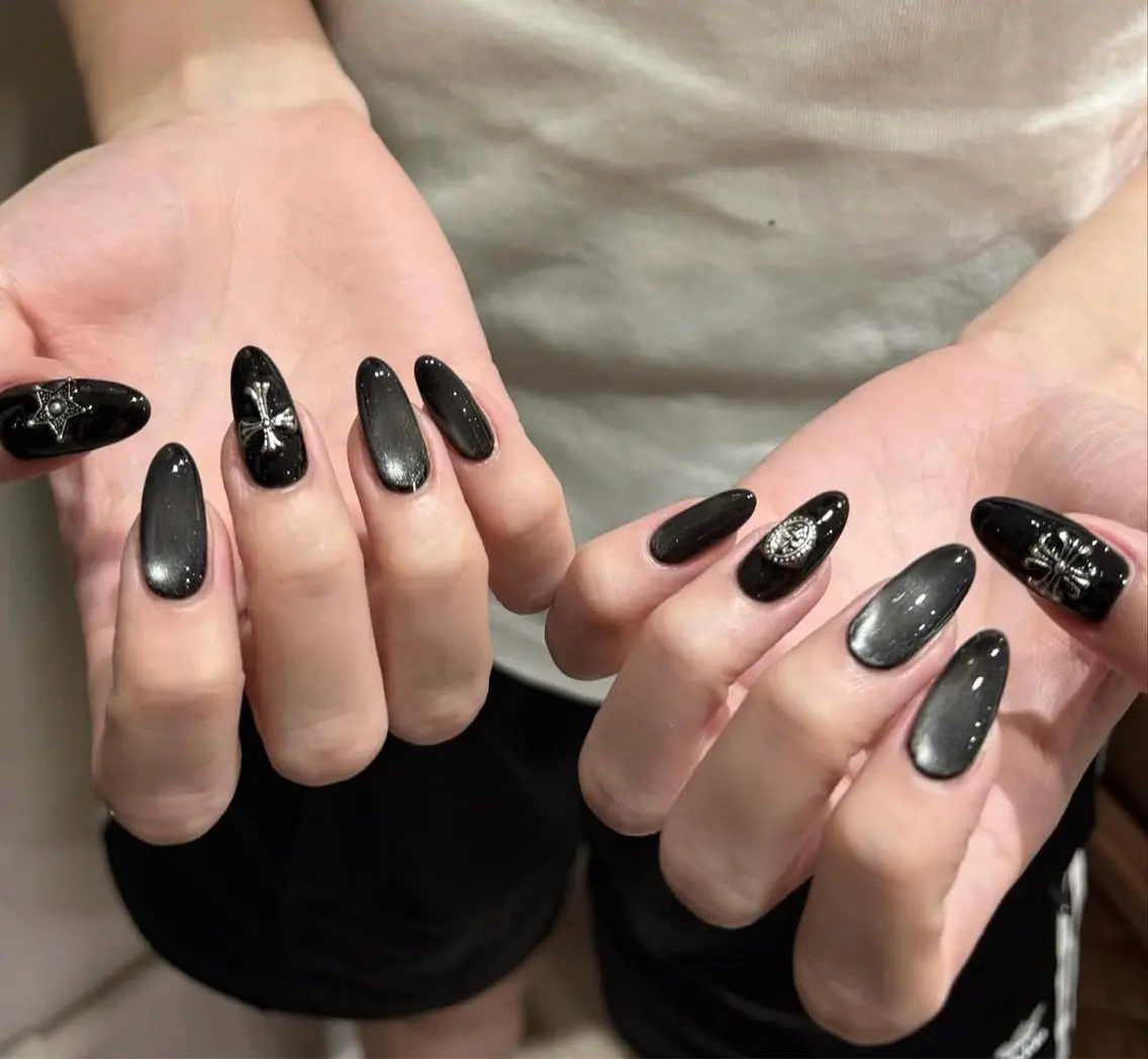 ネイル アートネイル 成人式 ジェルネイル ニュアンスネイル ネイルチップ Kora Nailのネイルデザイン