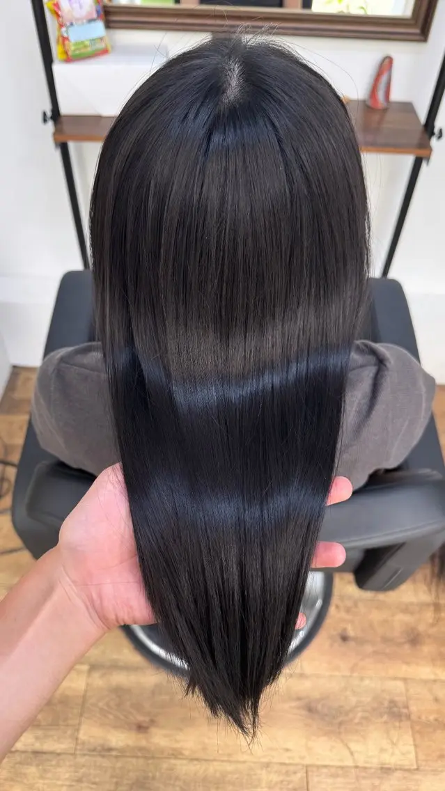 ロング カラー カット ヘアカラー トリートメント 椎葉 祐也のヘアスタイル