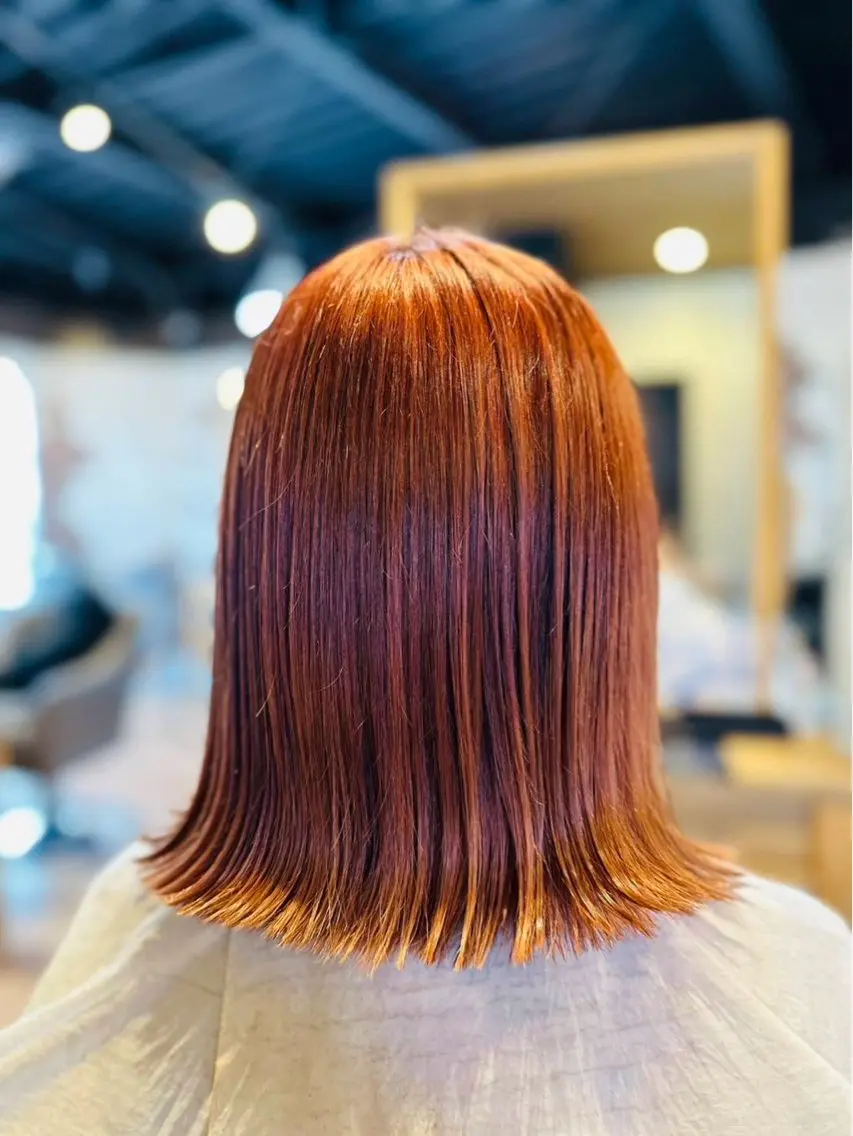 ミディアム ヘアカラー ブリーチ・カットモデ ル募集中🫧高口小春のヘアスタイル