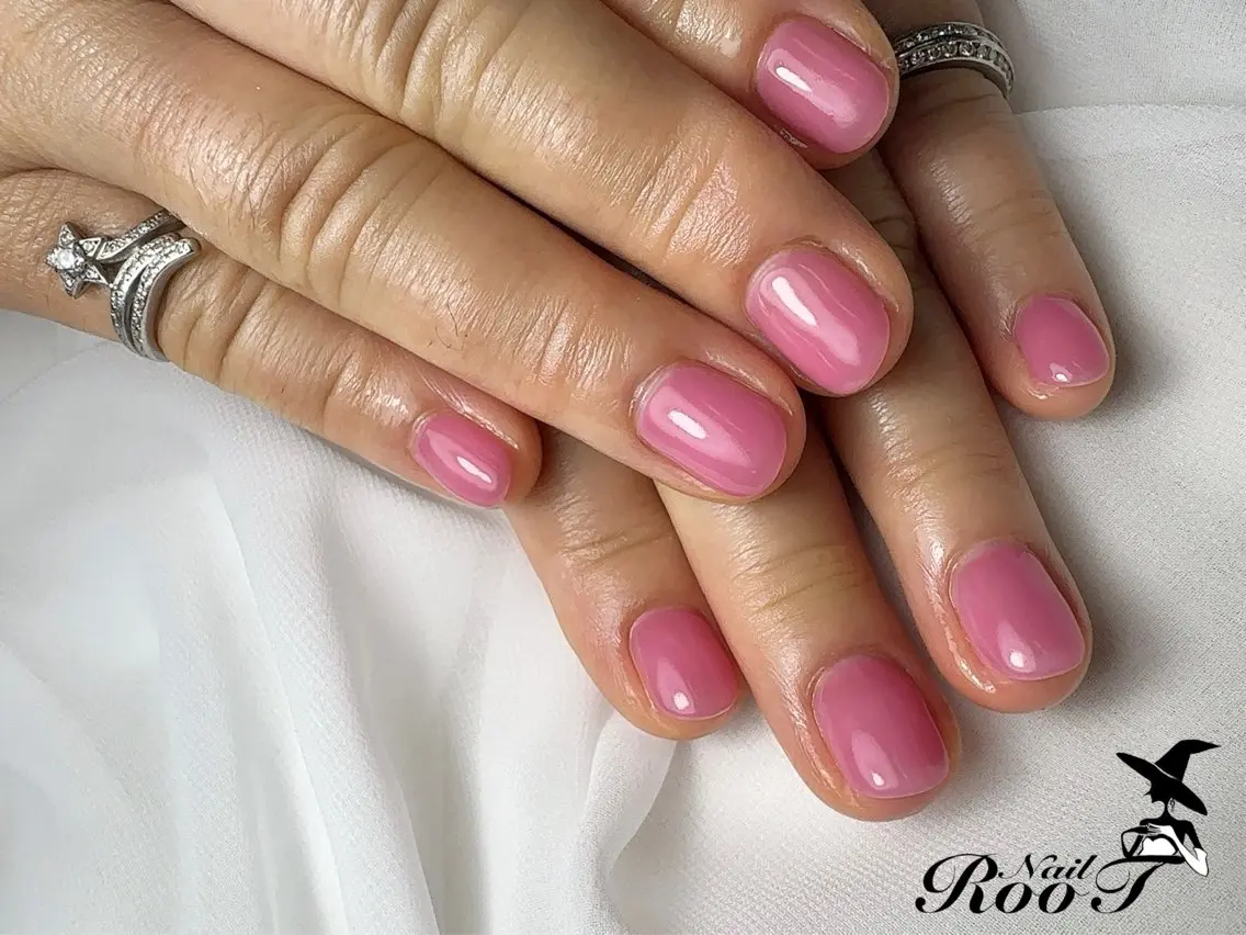 ネイル ワンカラーネイル ハンドネイル RooT Nailのネイルデザイン