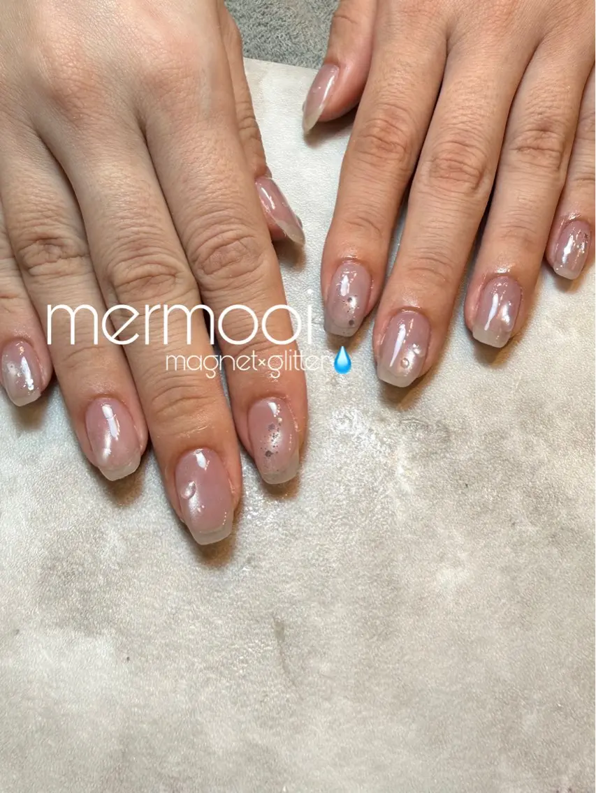 ネイル オーロラネイル マグネットネイル ぷっくりネイル ハンドネイル mermooi nailのネイルデザイン