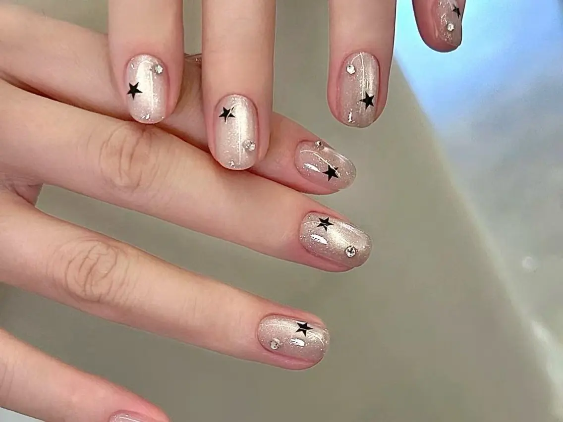 ネイル 💅🏻 ayakaのネイルデザイン