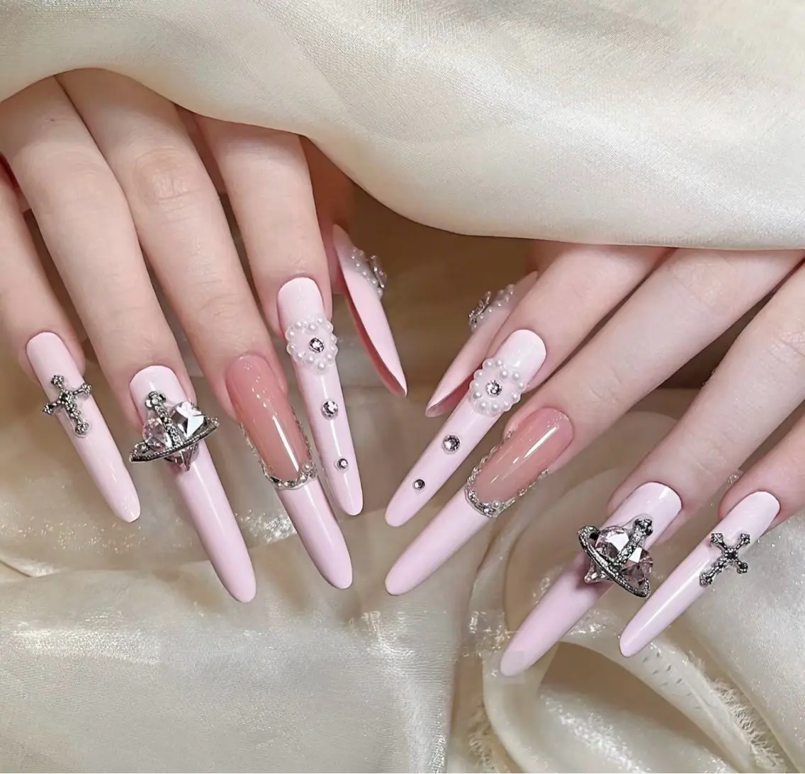 ネイル Green Nail 💚Gのネイルデザイン