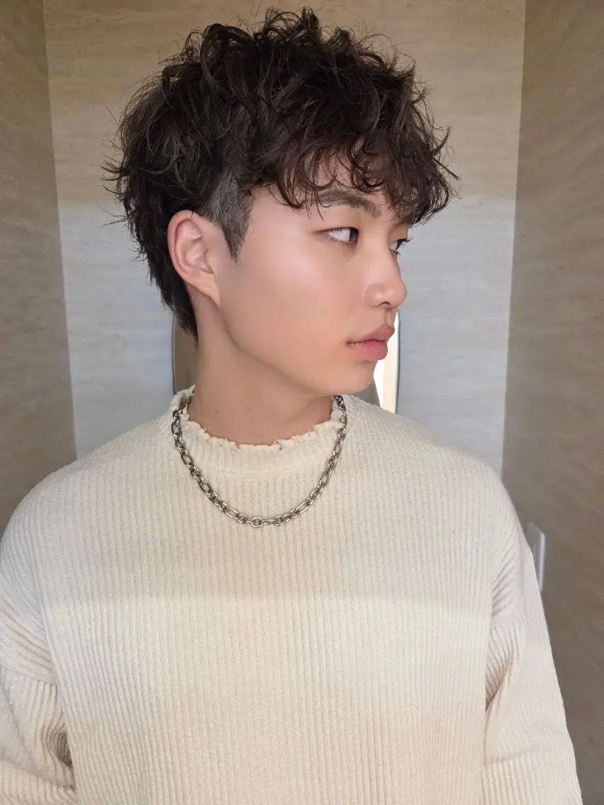 メンズ パーマ カット パーマ 韓国風メンズ/垢抜け /メイク男子/キャロのヘアスタイル