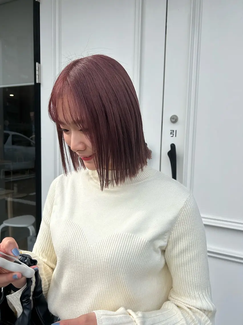 ショート カラー ベージュカラー ブリーチ ピンクカラー ピンクベージュ 透明感カラー🥣 yukihoのヘアスタイル