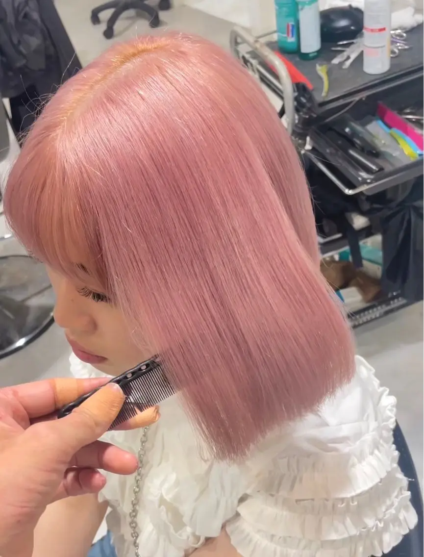 【リタッチの方はこちら💞】ブリーチリタッチ+カラー+トリートメント🧊の写真