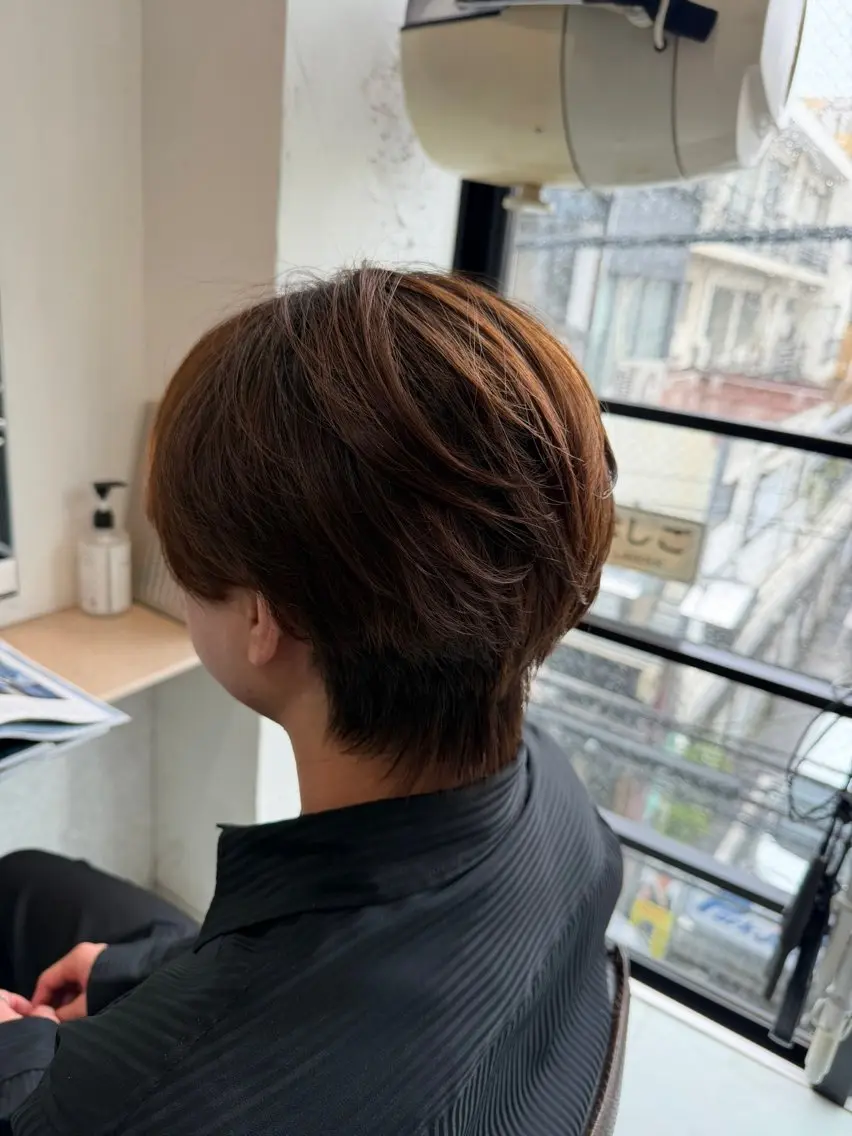 カラー メンズ センターパート メンズ韓国風 韓国マッシュ マッシュ メンズパーマ 大木 拓瑞のヘアスタイル