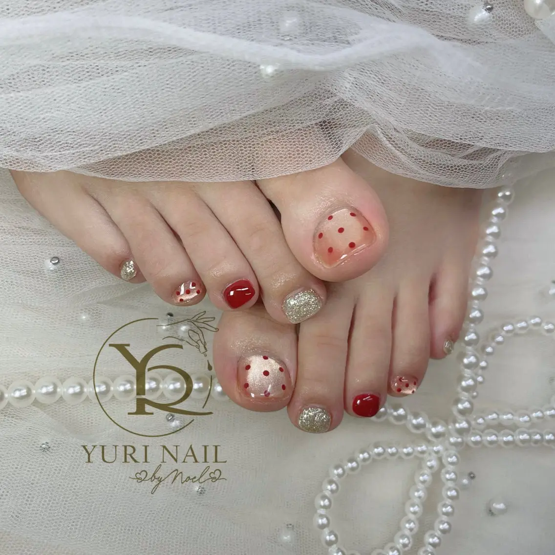 ネイル チークネイル フットネイル フレンチネイル グラデーション キラキラネイル フットネイル ハンドケア YURI Nail Funabashiのネイルデザイン