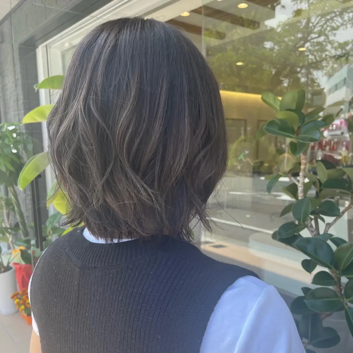 ショート カラー グレージュ ハイライトカラー ハイライト ヘアカラー 農添 杏のヘアスタイル