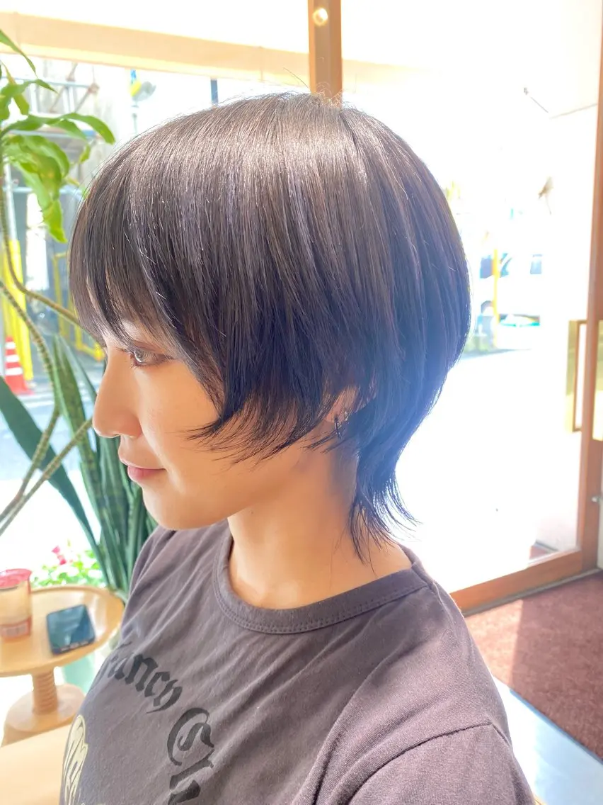 ショート カラー ショートヘア ウルフカット カット ヘアカラー トリートメント 安永 涼のヘアスタイル
