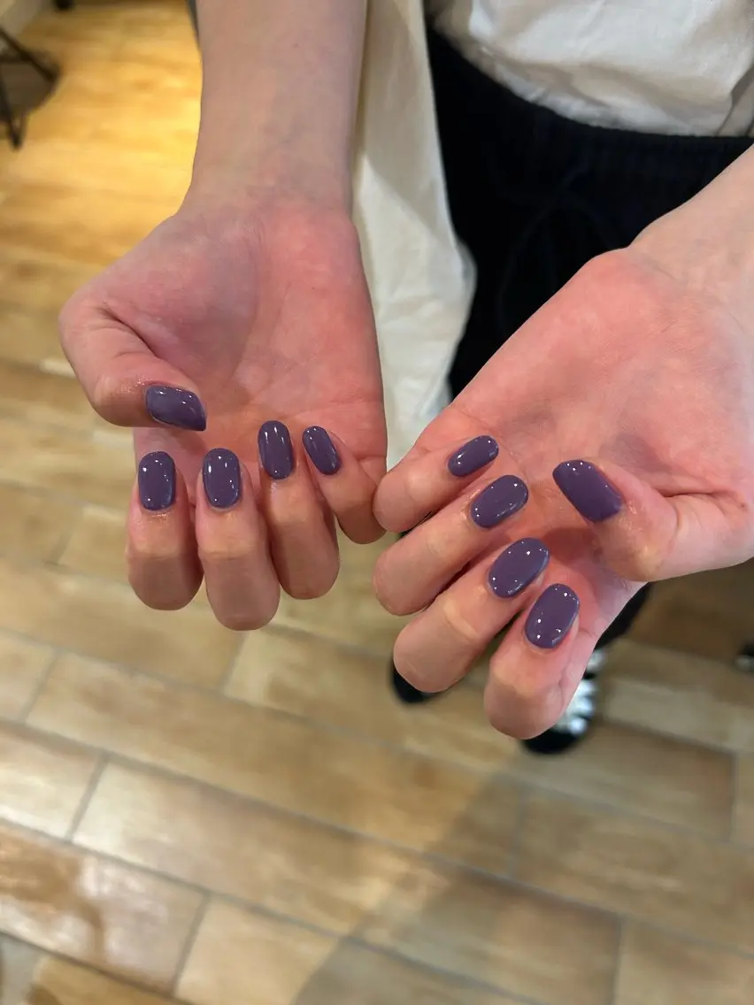 ネイル ハンドネイル 𝗶𝗿𝗼𝗵𝗮 ໒꒱ 𓏸*˚のネイルデザイン