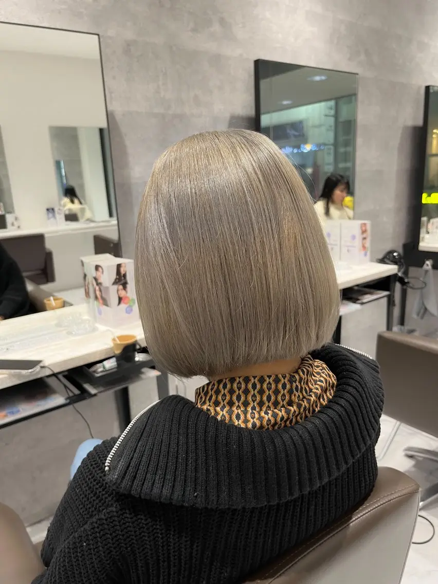 ショート カラー ヘアカラー Grow by NYNY 坂本 理輝のヘアスタイル