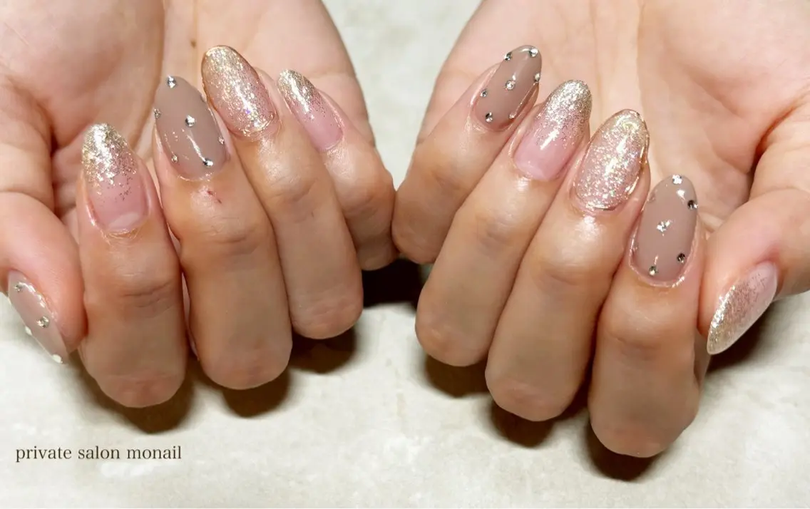 ネイル ドット ストーンネイル ハンドネイル nail salon monailのネイルデザイン