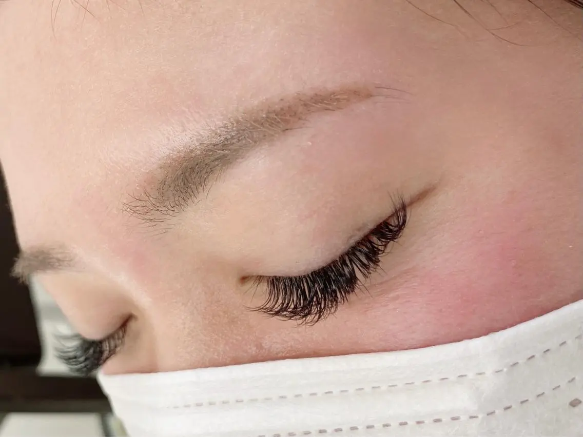 マツエク・マツパ 付け放題 ボリュームラッシュ eyelash salon　SUNのマツエク・マツパデザイン