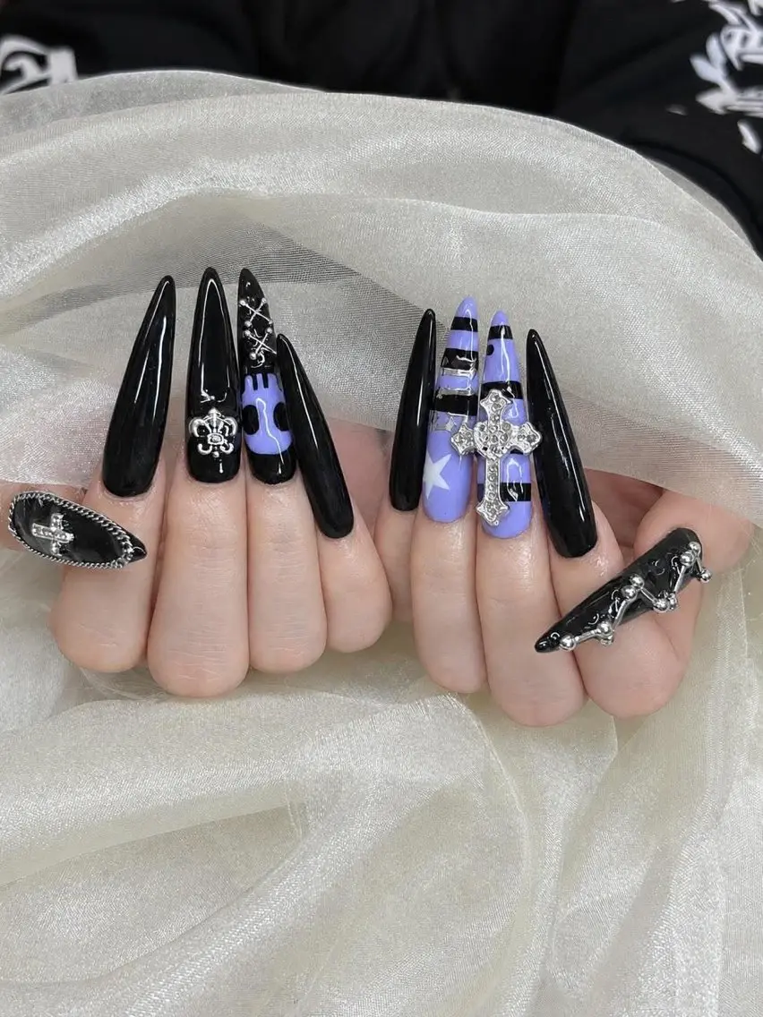 ネイル ロングネイル パープル シルバー ハンドネイル Gold Nail 千葉/風香のネイルデザイン