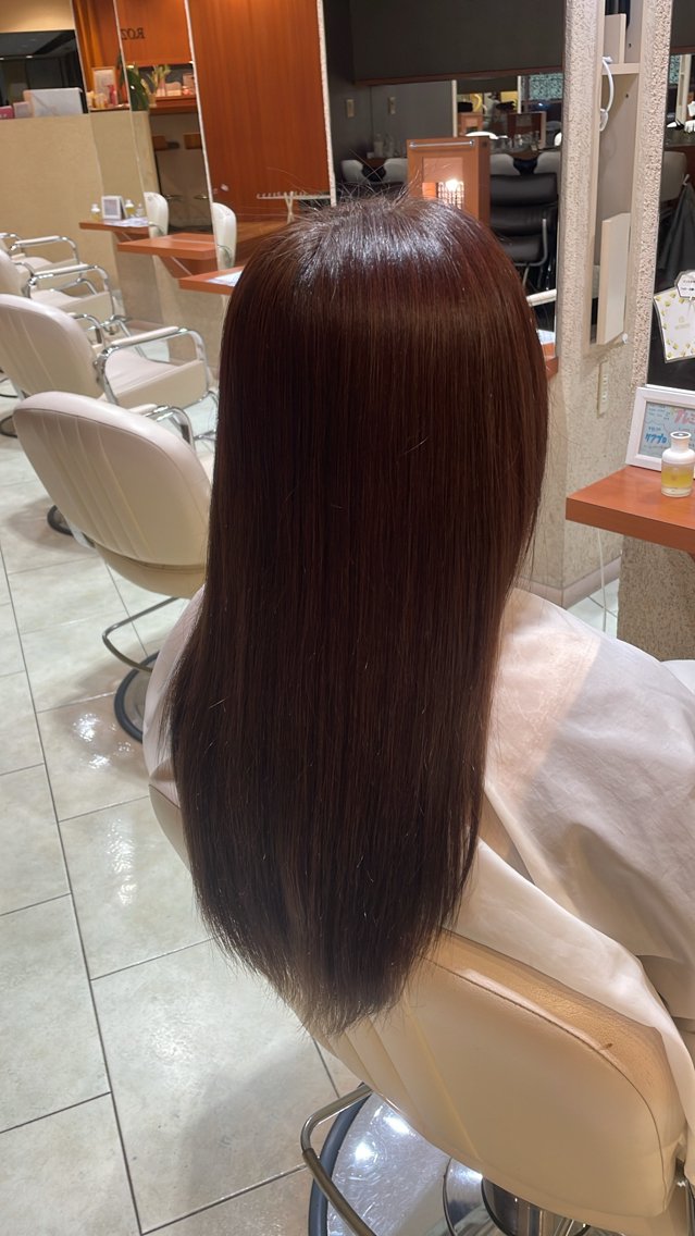 カラー 新谷 心愛のヘアスタイル