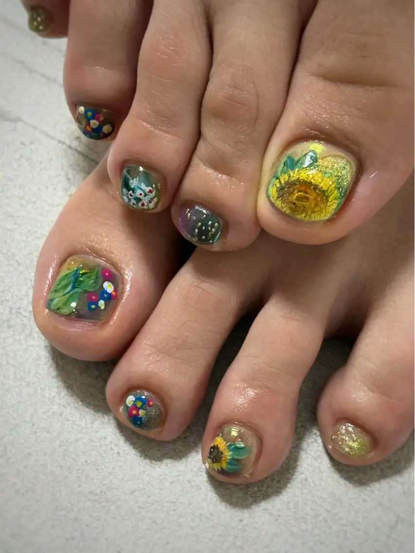 ネイル フットネイル FIORITURA Maikoのネイルデザイン