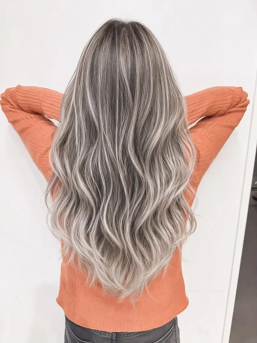 セミロング カラー バレイヤージュ ブリーチ ケアブリーチ 透明感カラー グレージュ ヘアカラー トリートメント バレイヤージュ 藤沢 髪質改善 竹内ケンゴのヘアスタイル