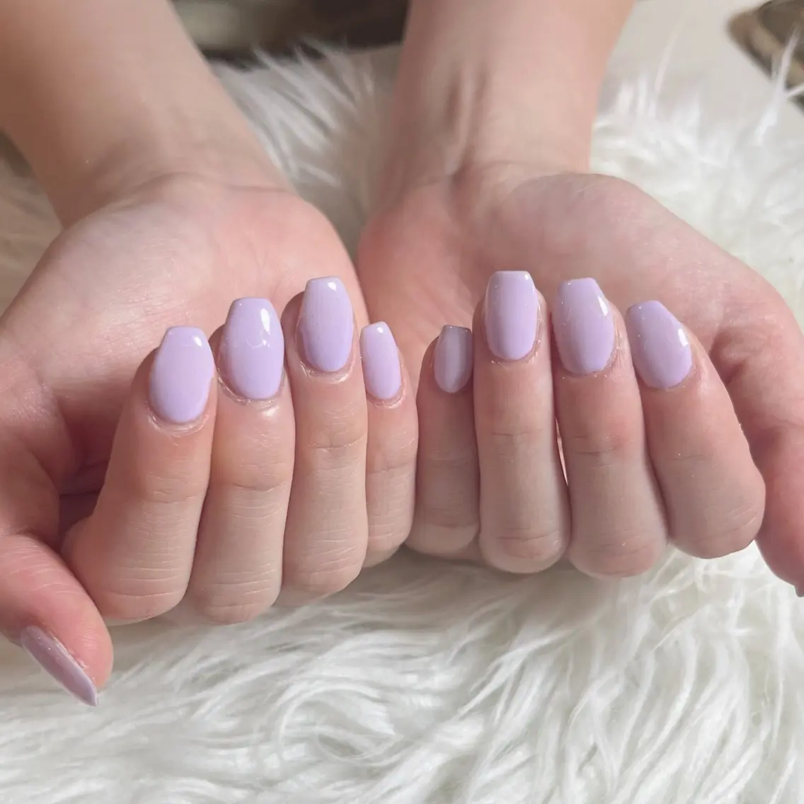 ネイル ワンカラーネイル ハンドネイル LAVISH sakiのネイルデザイン