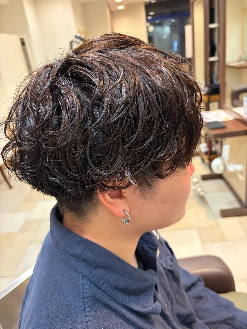 ショート パーマ メンズ メンズカットパーマ 特化 田場千大のヘアスタイル