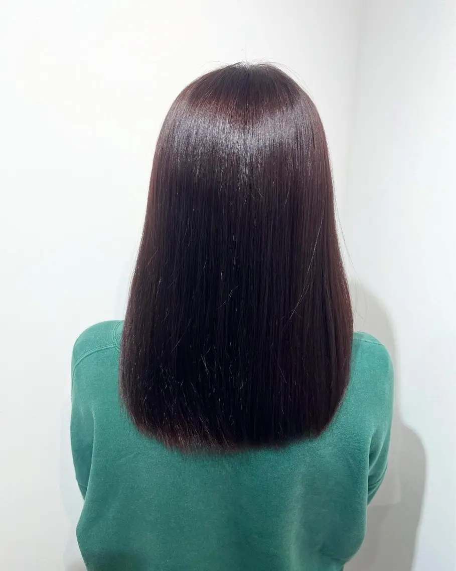 カラー u nagomiのヘアスタイル