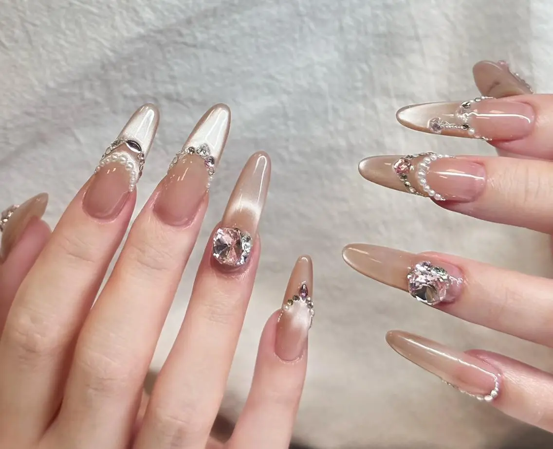 ネイル ハンドネイル エリ🫧 nail池袋東口のネイルデザイン