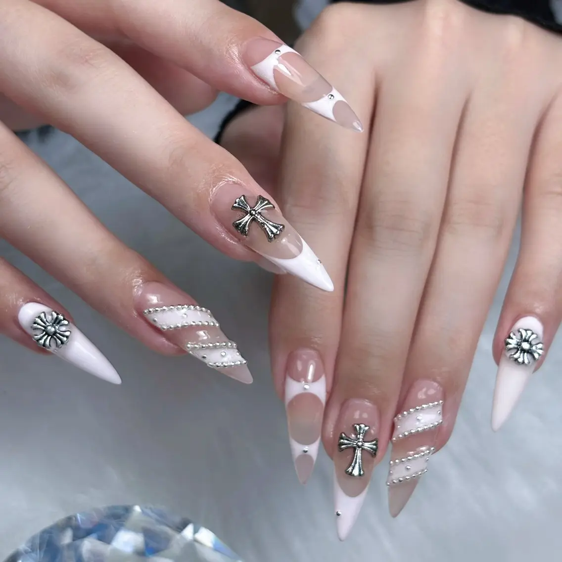 ネイル 長さ出し キラキラネイル 韓国ネイル ロングネイル 夏ネイル ハンドネイル Sully Nail  Labのネイルデザイン
