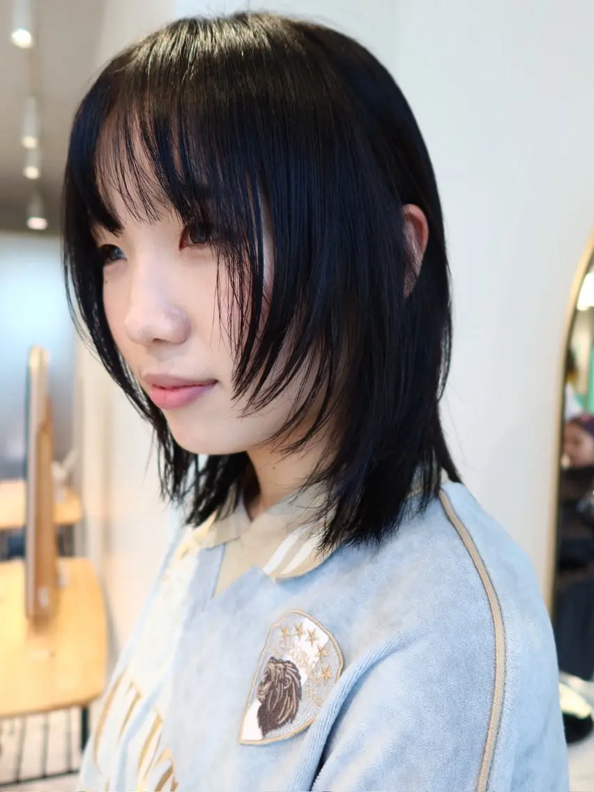ミディアム ボブレイヤー ボブ レイヤーカット 顔周りカット/透明感 カラー✂️MEIのヘアスタイル