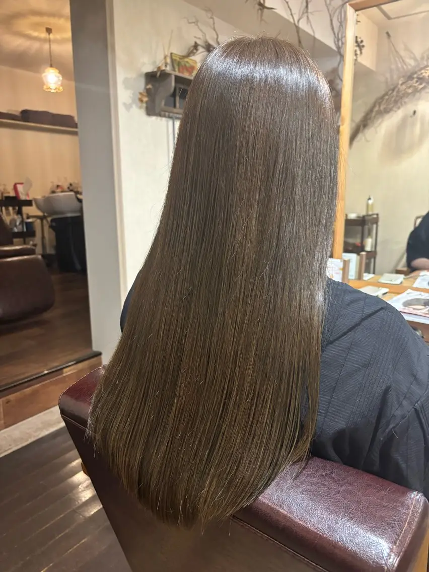 ロング カラー カット ヘアカラー アカリ😸🫶 カラーリスト🧡のヘアスタイル