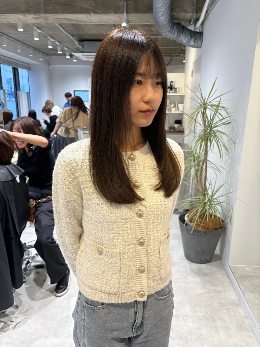 ロング カット ヘアカラー トリートメント レイヤーカット ✨️奥田良太✨️のヘアスタイル