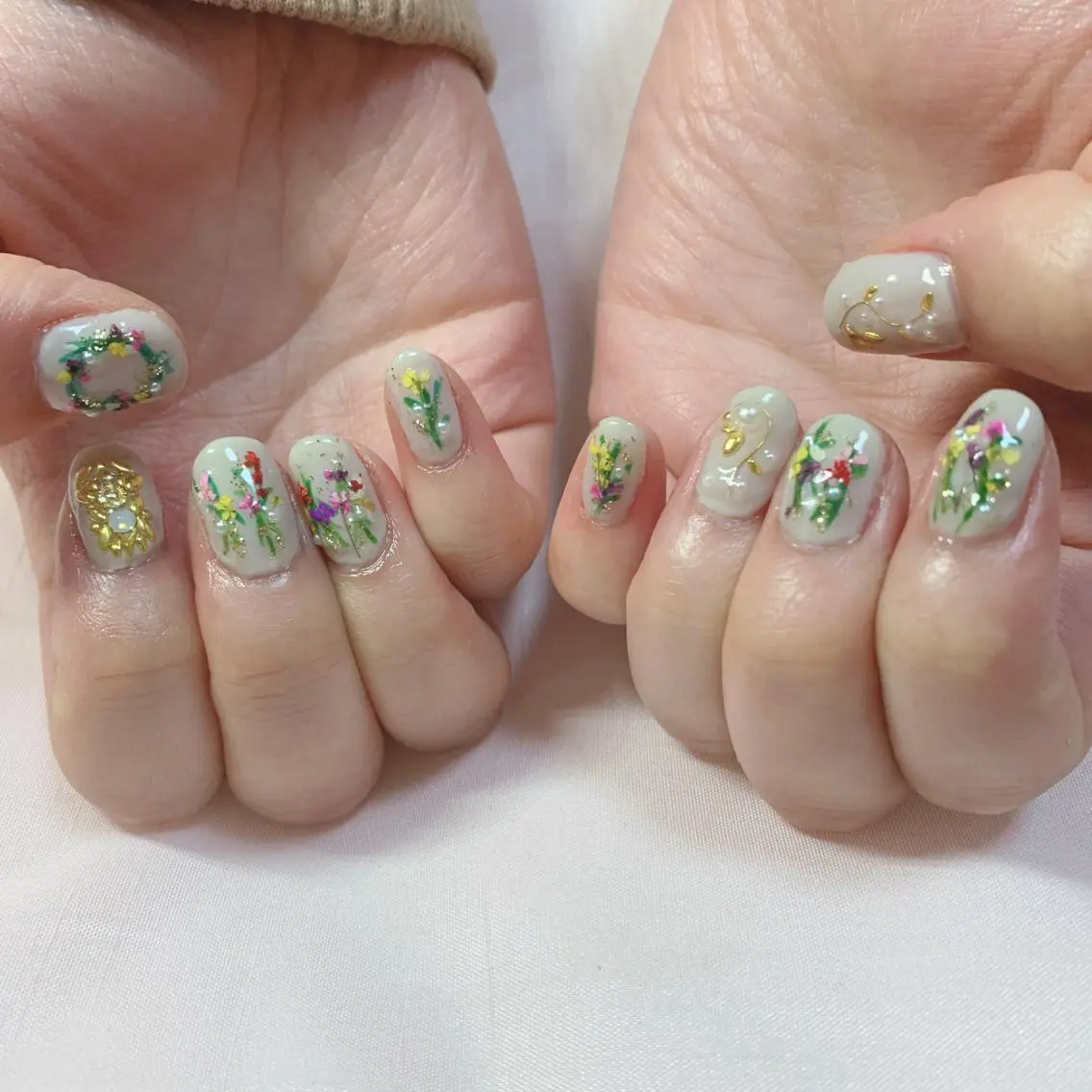 ネイル ハンドネイル フットネイル nailsalon momoのネイルデザイン